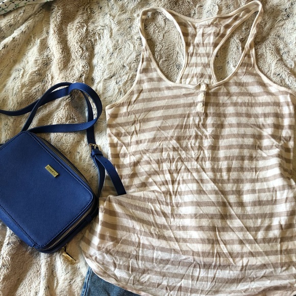 Lot of three tank tops - Picture 3 of 8